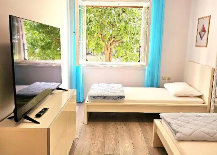 George Central Apartmán